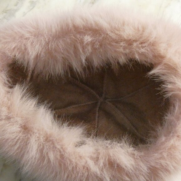 Elegant! Fabulous Fashionable Faux Fur Plush Blush Pink Warm Hat main image 5